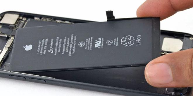 Apple có nhớ từng tuyên bố pin iPhone sẽ không bao giờ cần thay thế?-1