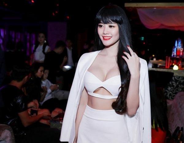 Che giấu nhan sắc dao kéo giờ đây đã lỗi mốt! Hãy nhìn dàn sao Việt công khai đẹp nhờ bác sĩ mà xem!-3