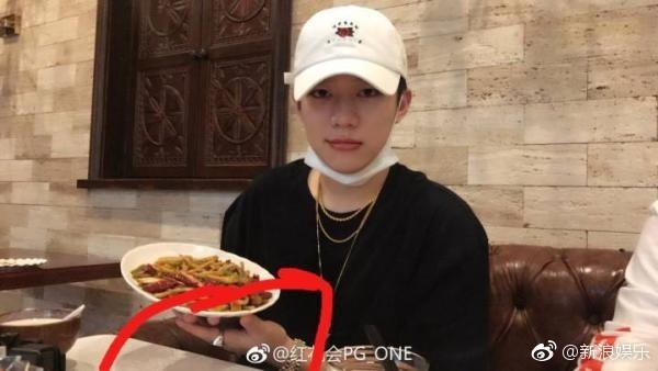 Lý Tiểu Lộ liên tục bị tung bằng chứng ngoại tình với đàn em kém 12 tuổi-4