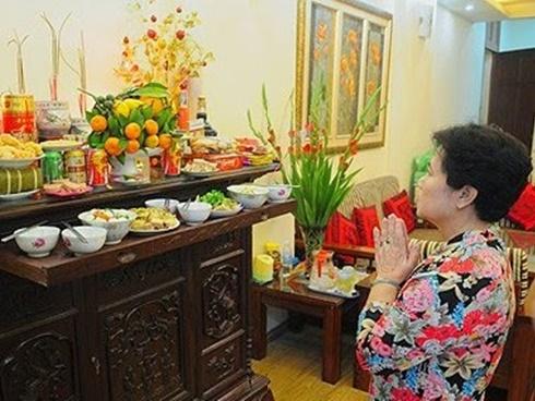 Nguyên tắc lau dọn bàn thờ : Điều phải biết để tránh phạm điều kỵ rước tài lộc vào nhà