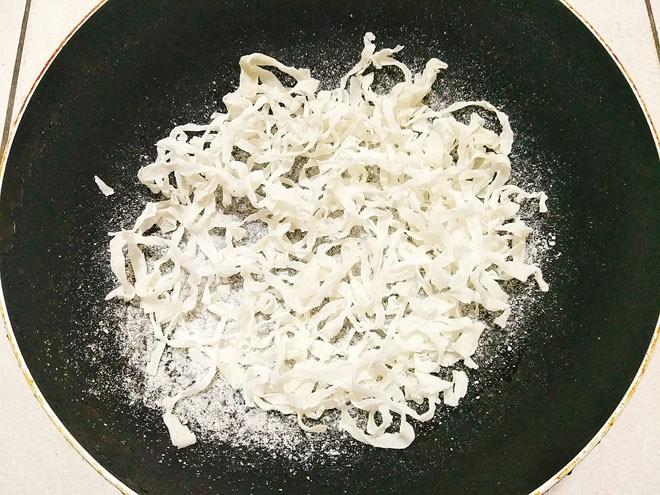 Cách làm mứt củ cải mát ngọt, trắng ngần đổi vị ngày Tết-3