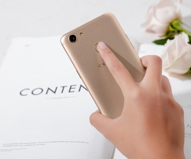 Mẫu smartphone có màn hình tràn viền đáng mua nhất đầu 2018-4