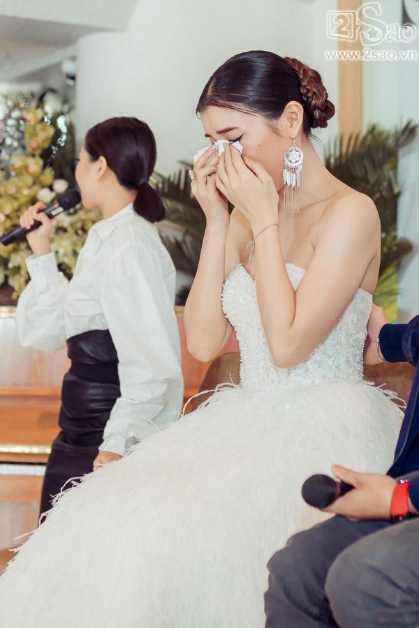 Tiêu Châu Như Quỳnh khóc nức nở vì đi hát 8 năm mà không nổi tiếng-4