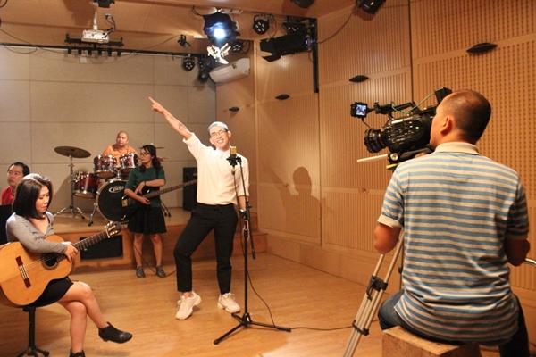 Mew Amazing tung ca khúc nhạc phim Ở đây có nắng-3