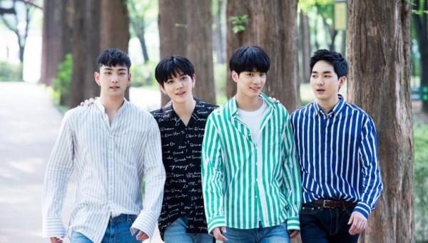 BTS vượt mặt EXO, dẫn đầu danh sách nghệ sĩ bán đĩa chạy nhất Kpop trong năm 2017-4