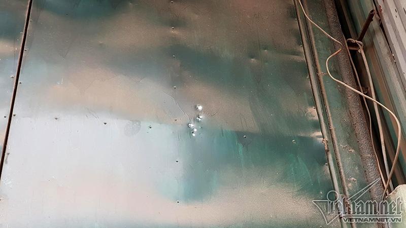 Nổ lớn ở Bắc Ninh: Đạn bay khắp làng, tường nhà lỗ chỗ-2