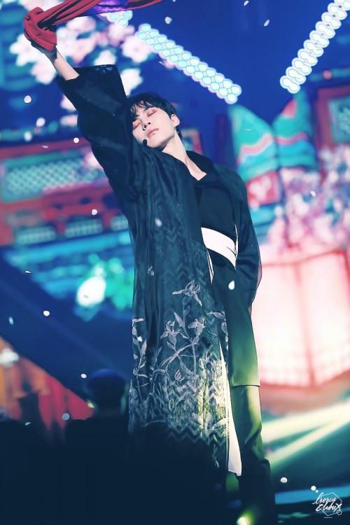 Không phải BTS hay EXO, cả Hàn Quốc đang phát cuồng vì màn trình diễn này sau MBC Gayo-5