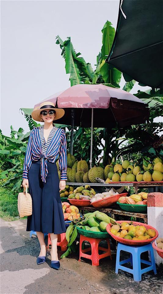 Phạm Hương khoe street style cá tính nổi bật trước khi trao lại vương miện cho tân Hoa hậu-4