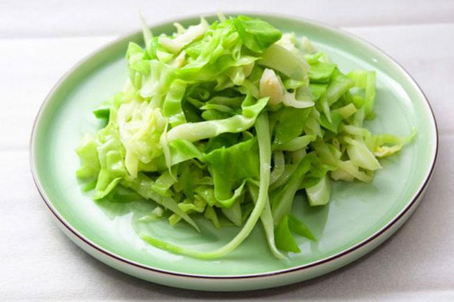 Những món ăn ngon dễ làm từ bắp cải-3