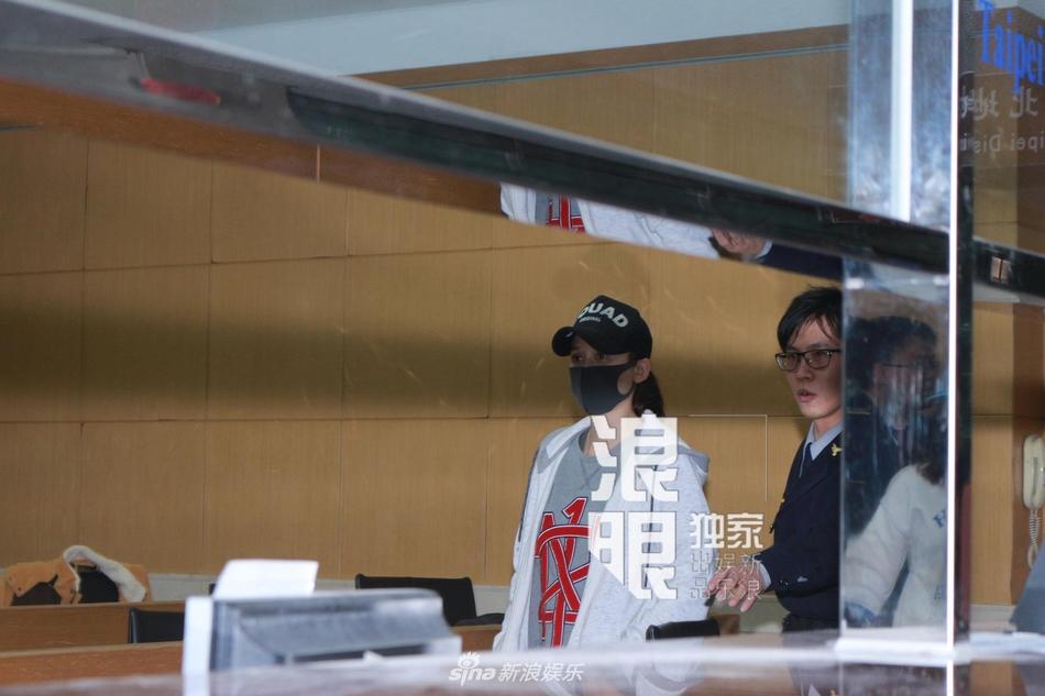 Trần Kiều Ân lên tiếng xin lỗi, xuất hiện phờ phạc tại đồn cảnh sát-2