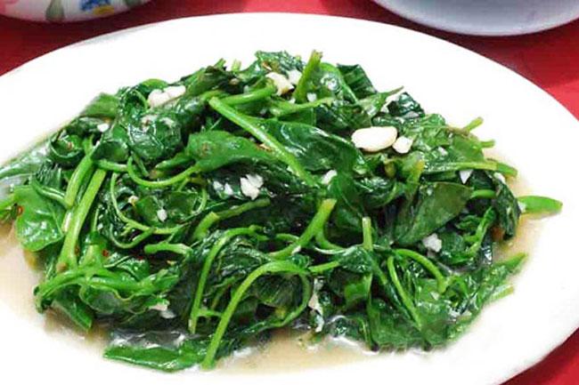 Tổng hợp những món ngon từ rau mồng tơi trị yếu sinh lý-1
