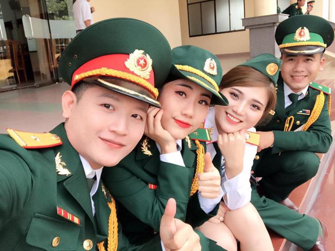 Danh tính cô gái xinh đẹp chiếm trọn trái tim Karik và các soái ca trong tập 17 Vì yêu mà đến-6