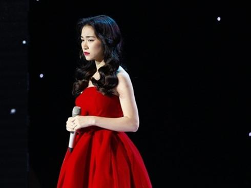 Thánh lầy Hòa Minzy liến láu phủ nhận khi được hỏi có vượt rào với người yêu?-3