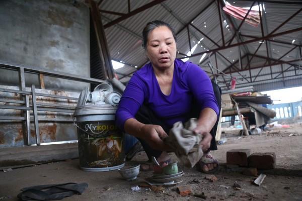 Nỗi đau ám ảnh người cha sau vụ nổ kinh hoàng cùng mưa đạn cướp mạng sống con gái 3 tuổi-6