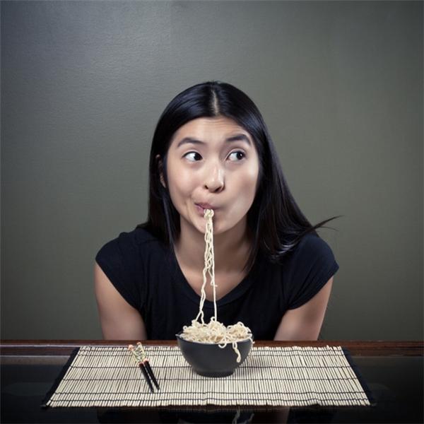 Những thói quen khiến bạn đã nghèo lại càng nghèo hơn-2