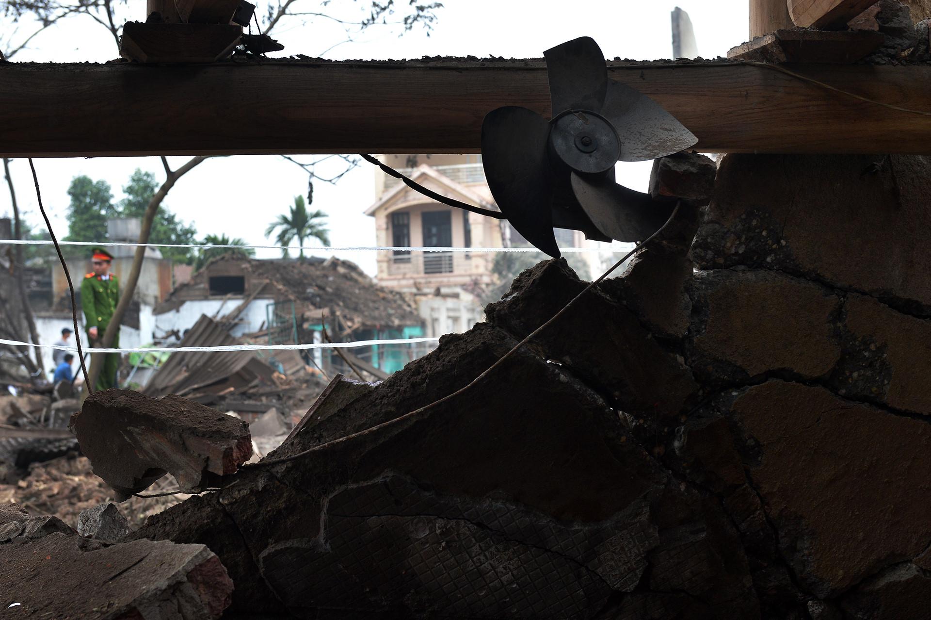 Phía sau vụ nổ chấn động ngôi làng tỷ phú-10