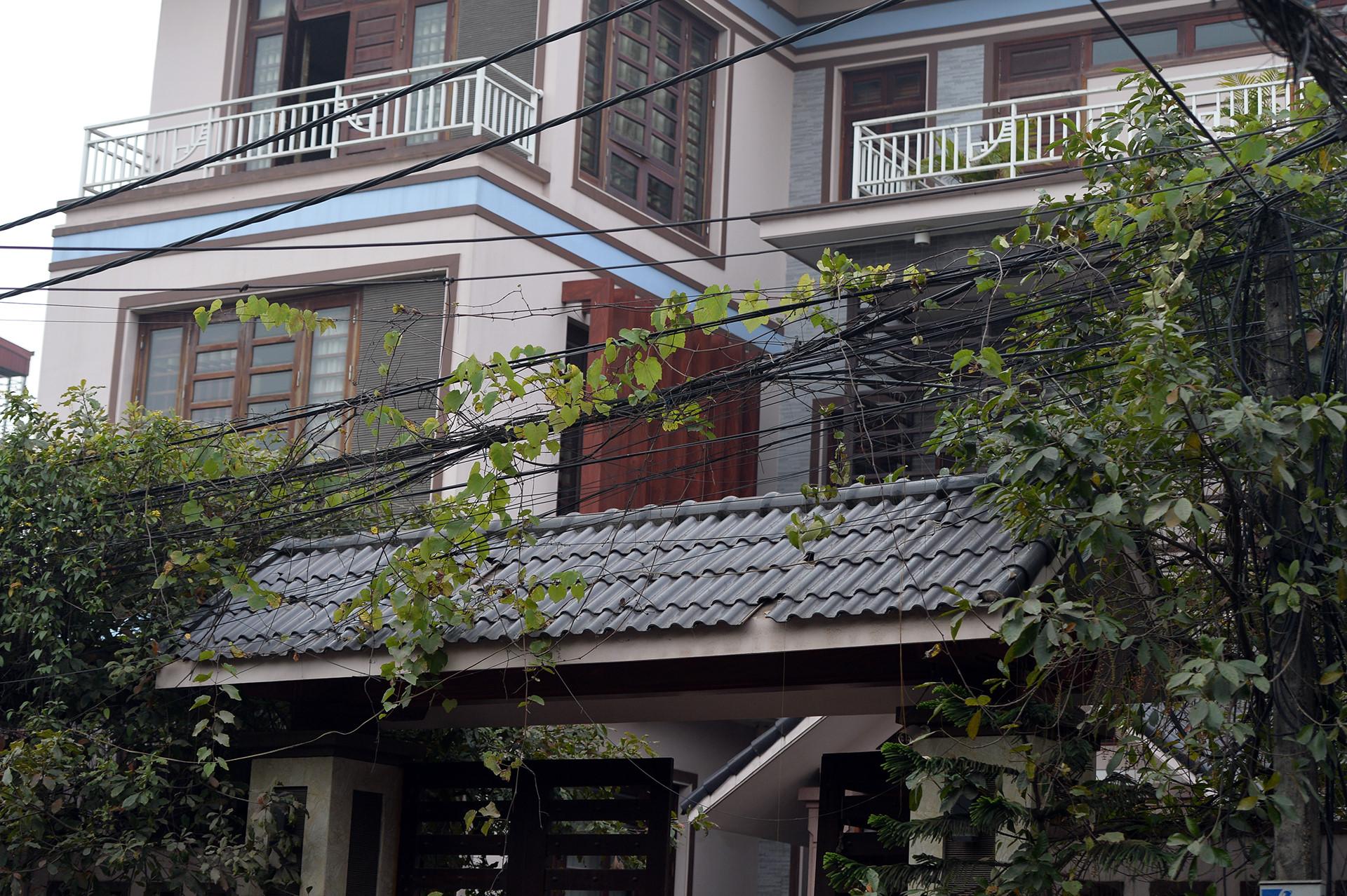 Phía sau vụ nổ chấn động ngôi làng tỷ phú-27