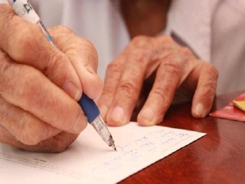 SỐNG CHẬM: Bức thư cụ bà 83 tuổi gửi bạn khiến nhiều người trẻ thấy mình đang nhận thức sai cuộc đời