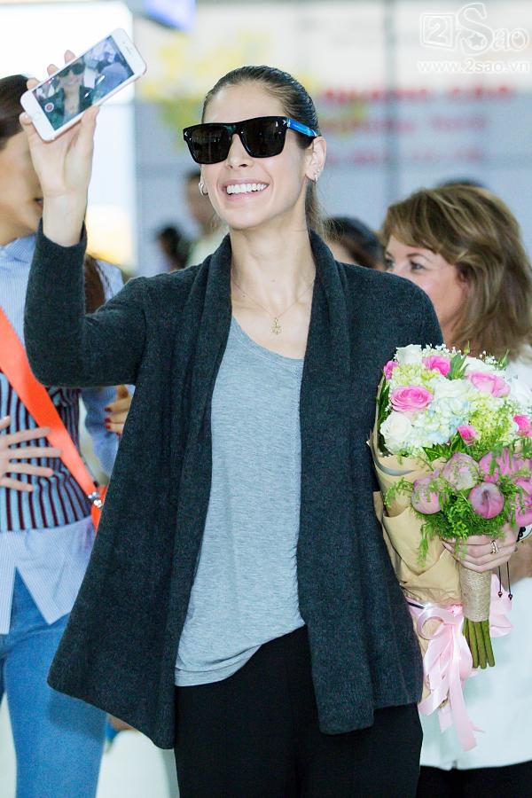 Sau 10 năm đăng quang Miss Universe, Dayana Mendoza vẫn rực rỡ ngày trở lại Việt Nam-6