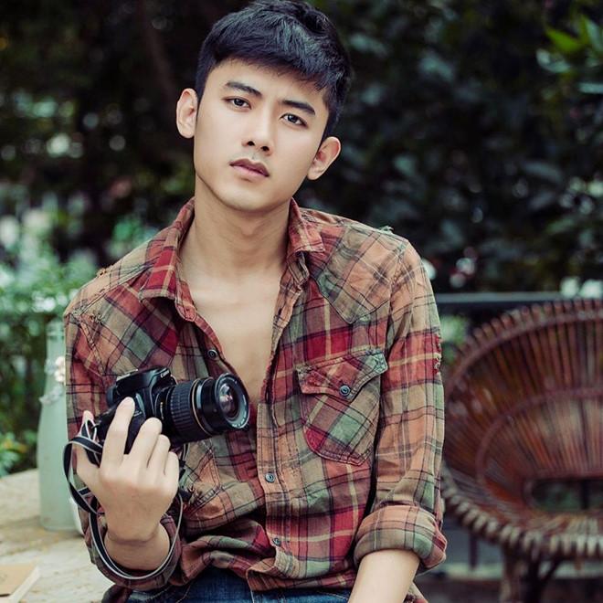 Chàng kỹ thuật viên X-quang điển trai đốn tim hội chị em-2