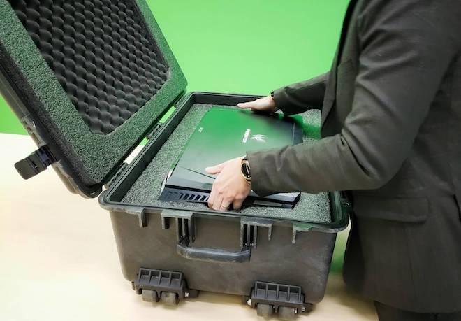 Laptop màn hình cong đầu tiên trên TG xuất hiện tại VN, giá 229 triệu-1