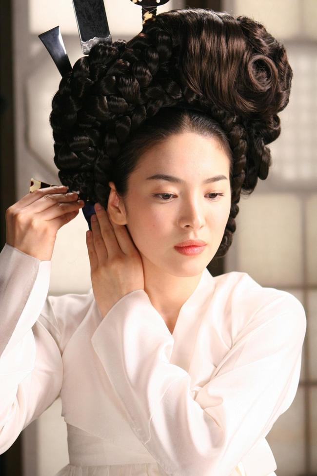 Song Hye Kyo và Kim Tae Hee: Ai xứng đáng là Tiểu Long Nữ trong Thần điêu đại hiệp bản Hàn?-3