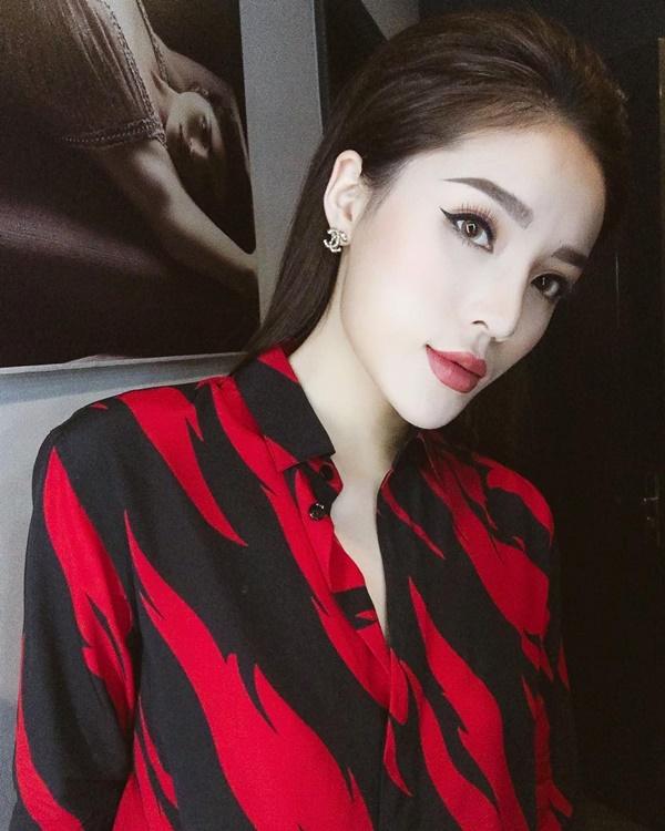 Kỳ Duyên và Sơn Tùng vừa có màn đụng hàng bất chấp giới tính khi cùng diện một mẫu áo dành cho nữ-1