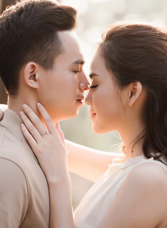 Trọn bộ ảnh cưới ngập cảnh khóa môi của nàng hậu Trần Tố Như và hot boy cảnh sát-6