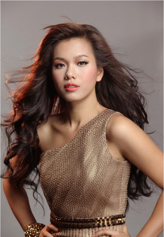 Vướng tin đồn ở ẩn vì lấy chồng sinh con, Mai Phương Thúy sáng nhất tuần qua-5