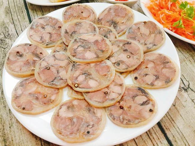 Mẹ 2 con chia sẻ cách làm món thịt nguội phiên bản Việt siêu ngon ngày Tết-2