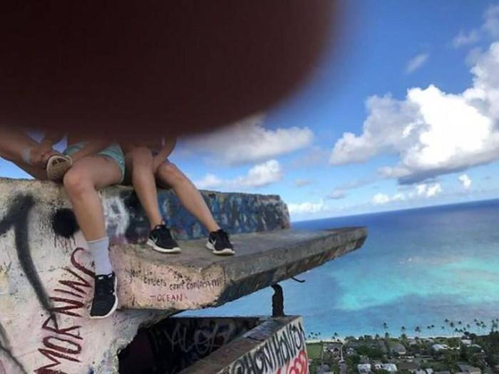 Phì cười với loạt ảnh du lịch lỗi nhất hệ mặt trời-2