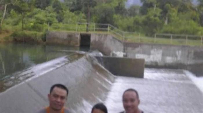 Phì cười với loạt ảnh du lịch lỗi nhất hệ mặt trời-3