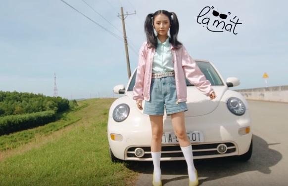 Clip: Học lỏm Quỳnh Anh Shyn gợi ý 5 set đồ phong cách retro - vintage xịn xò-4