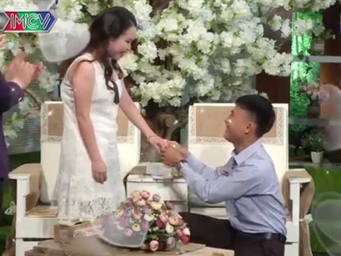 Cậu học trò trổ tài nói tiếng Anh như gió tán tỉnh cô giáo trong quán bún cá-1