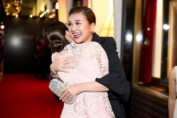 Thanh Hằng mặc đồ 3 tỷ đẹp sang chảnh hội ngộ sao quốc tế Phạm Văn Phương-8