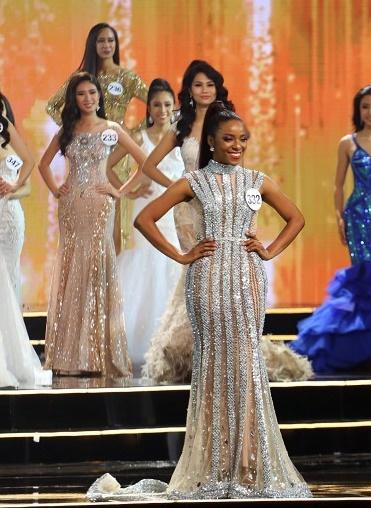 Top 10 thiết kế xuyên thấu, cắt xẻ đẹp xuất sắc trong chung kết Hoa hậu Hoàn vũ Việt Nam 2017-9