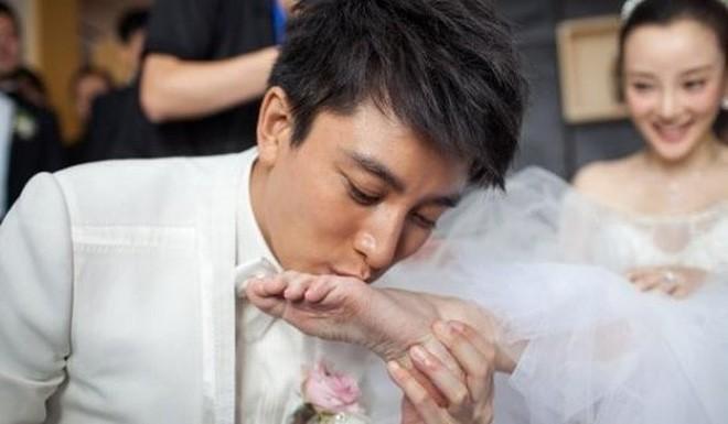 Giả Nãi Lượng - Lý Tiểu Lộ: Mối tình tín ngưỡng và kết cục khi trái tim nhầm chỗ-5