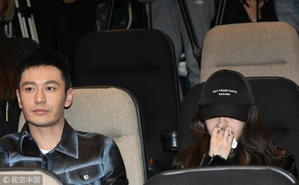 Ủng hộ Huỳnh Hiểu Minh ra mắt phim mới, Angela Baby khóc như mưa-2