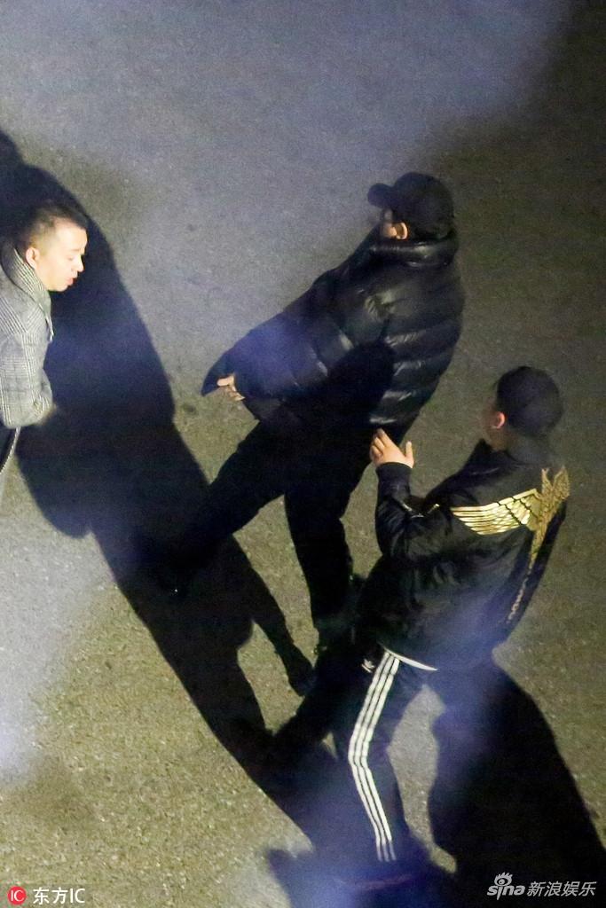 Sau tâm thư thừa nhận vợ ngoại tình, Giả Nãi Lượng xuất hiện lặng lẽ, cúi đầu khi nghe thấy tên Lý Tiểu Lộ-7