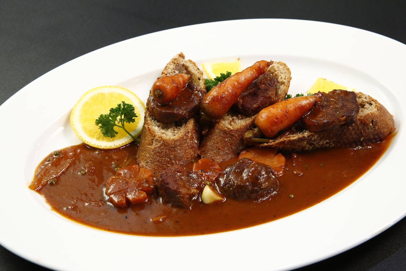 Vượt mặt đồng nghiệp, Kiwi Mai Trang xuất sắc ẵm Quán quân Vua đầu bếp 2017-6