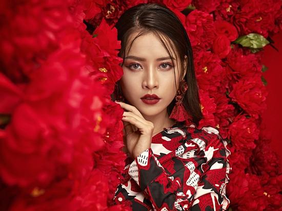 Chi Pu bất ngờ tuyên bố chuyển hướng hát nhạc cách mạng?