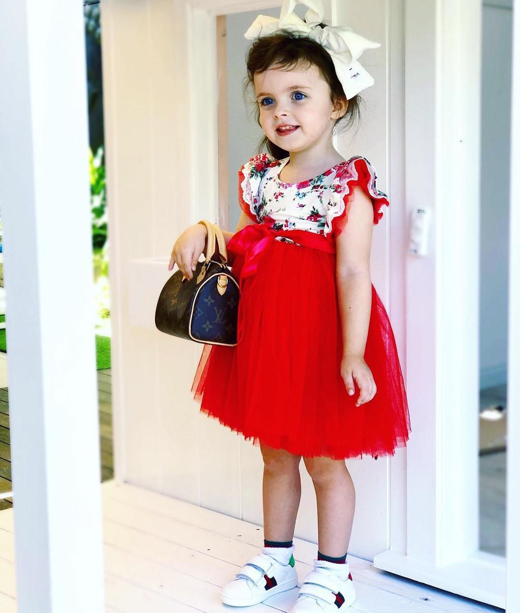 Mới 3 tuổi, thiên thần nhí đã sở hữu tủ đồ toàn hàng hiệu-1