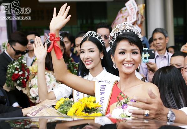 Xuất hiện tại sân bay, hoa hậu HHen Niê được chào đón nồng nhiệt như sao Hàn-8