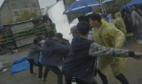 Vén màn bí mật đằng sau các cảnh quay tai nạn hú hồn như thật trên màn ảnh-13