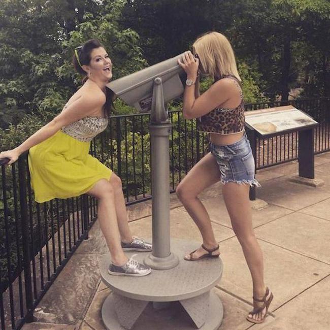 Anh em run rẩy với hội chị em siêu quậy-6