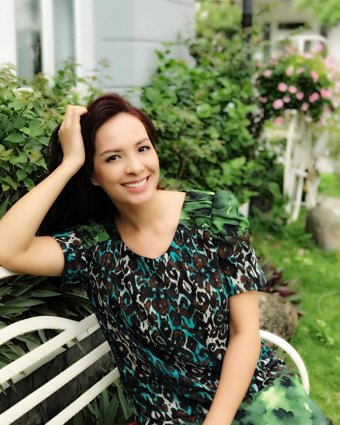 Tin sao Việt: Trấn Thành khoe hình bán nude khi đi nghỉ cùng bà xã Hari Won-10