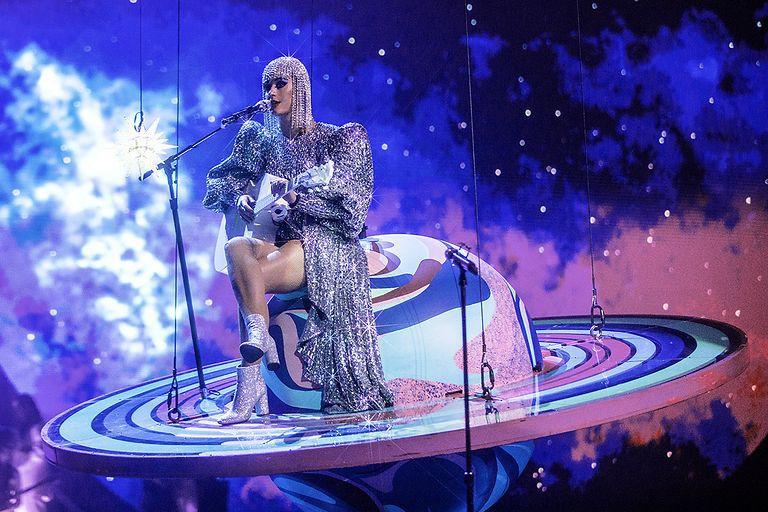 Những thiệt thòi mà fan Việt có thể phải chịu khi Katy Perry mang tour diễn hoành tráng đến Việt Nam-8