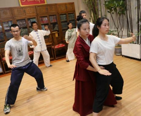 Cô gái được mệnh danh nữ võ sư Kung Fu nóng bỏng nhất Trung Quốc-4