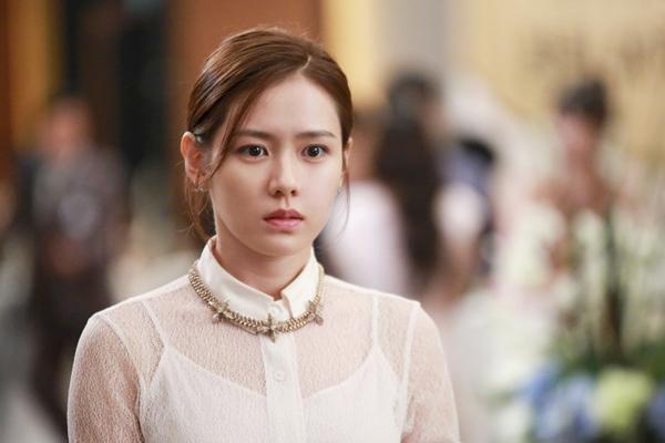 2 nữ thần Son Ye Jin và Han Ga In rủ nhau tái xuất màn ảnh nhỏ-2