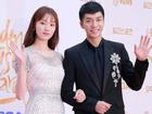Lee Seung Gi và 'tiên nữ cử tạ' Lee Sung Kyung đẹp đôi hết nấc trên thảm đỏ Golden Disk Awards